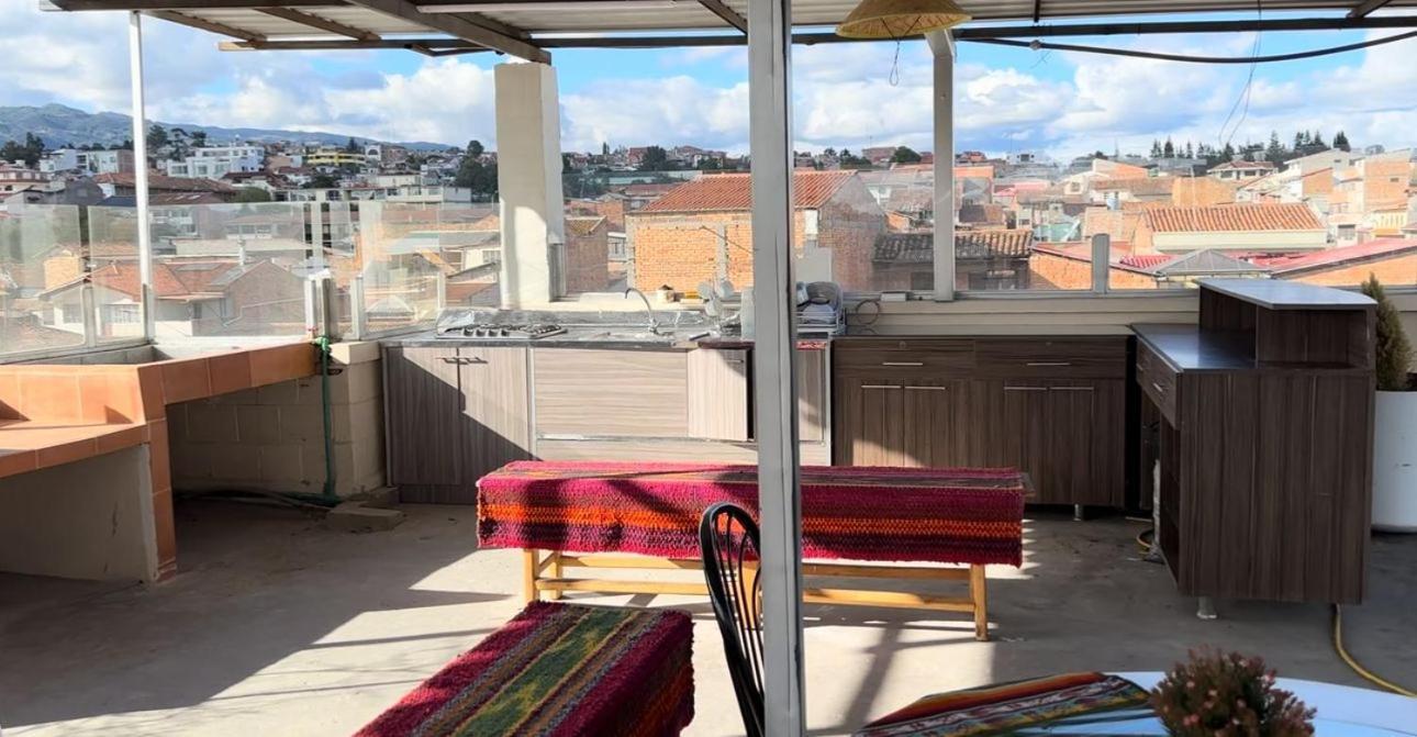 Hotel Las Americas Куенка Екстериор снимка